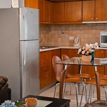 Cassiopeia 3-bedroom House On The With Pool * Ханья (Крит)