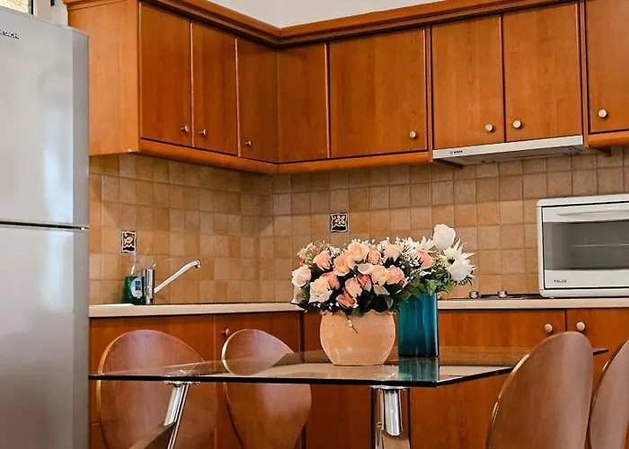 Holiday home Cassiopeia 3-bedroom House On The With Pool